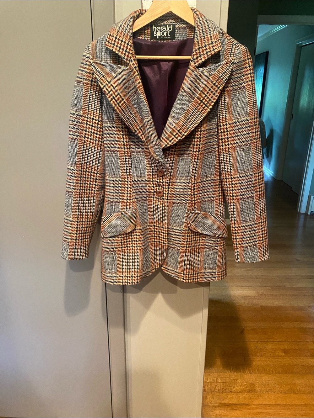 Women's Plaid Wool Blend Blazer Jacket - burgundy, navy, tan size 6 tailored